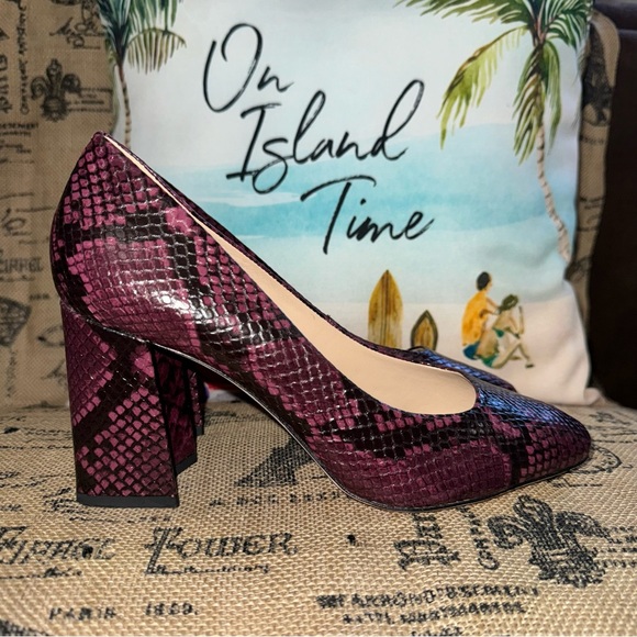 Antonio Melani NWOB! Orlin Burgundy/Black Snake Embossed Leather Pump - Picture 5 of 14